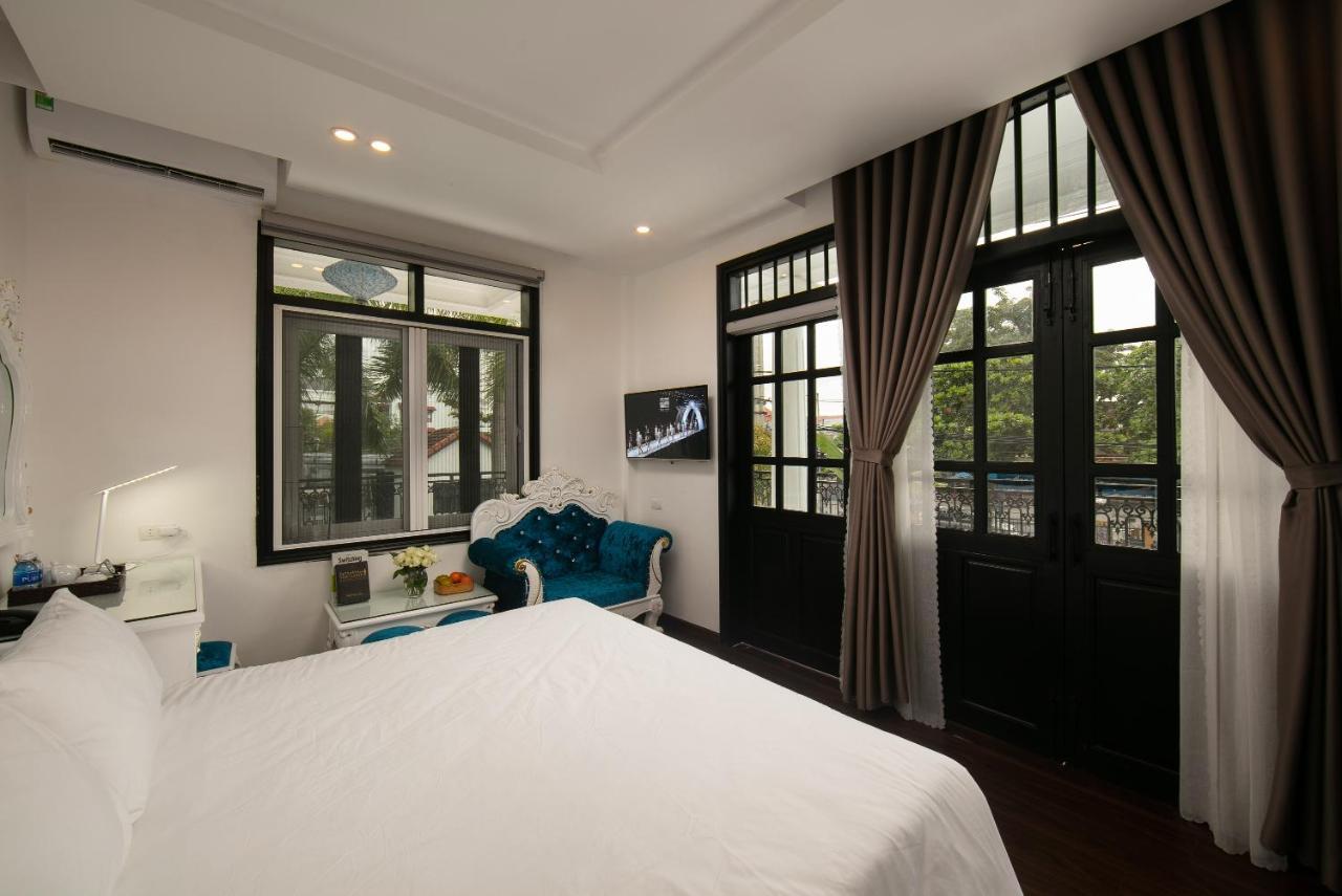 Nostalgia Hotel And Spa Hoi An Exterior photo