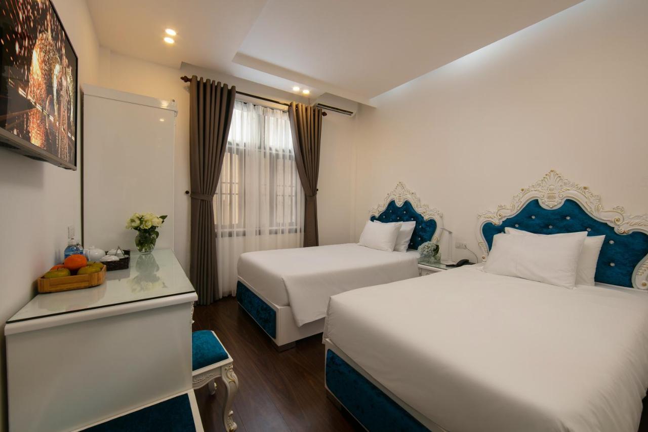 Nostalgia Hotel And Spa Hoi An Exterior photo