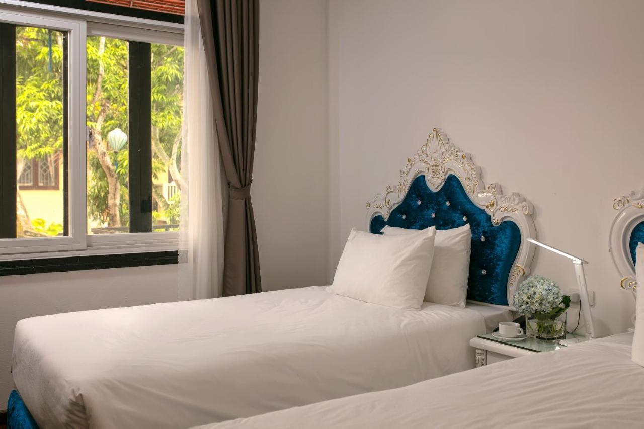 Nostalgia Hotel And Spa Hoi An Exterior photo